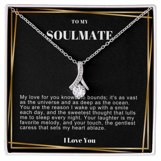 Alluring Beauty Soulmate Necklace