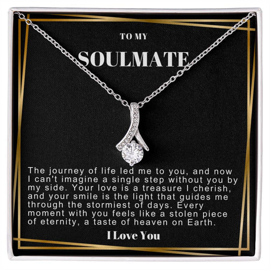 Alluring Beauty Soulmate Necklace