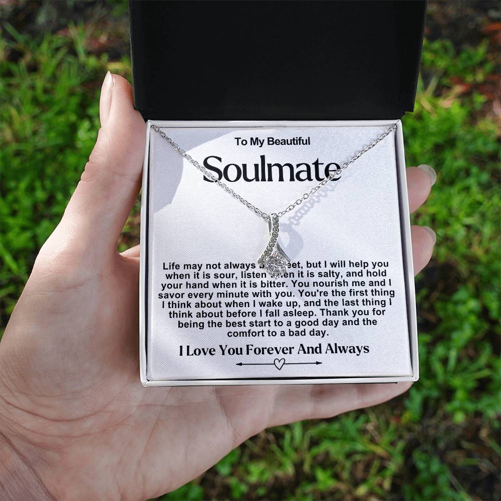 Soulmate Alluring Beauty Necklace