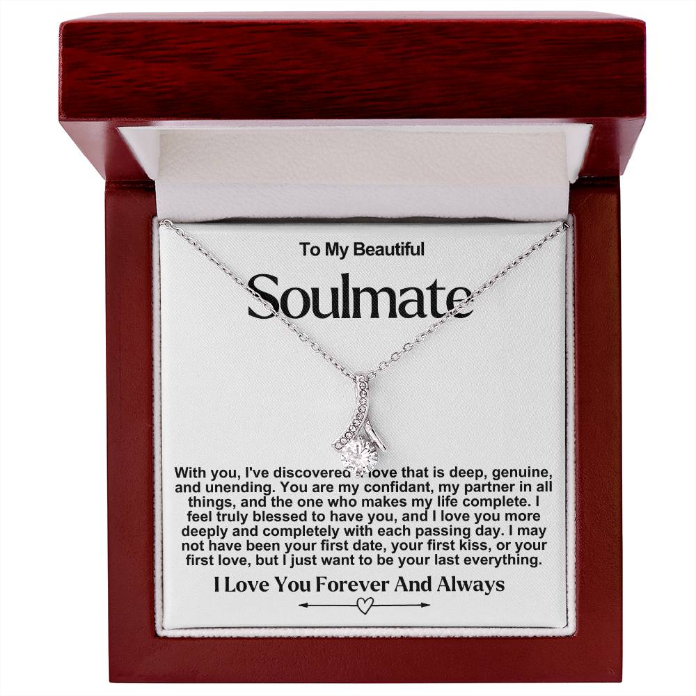 Soulmate Alluring Beauty Necklace